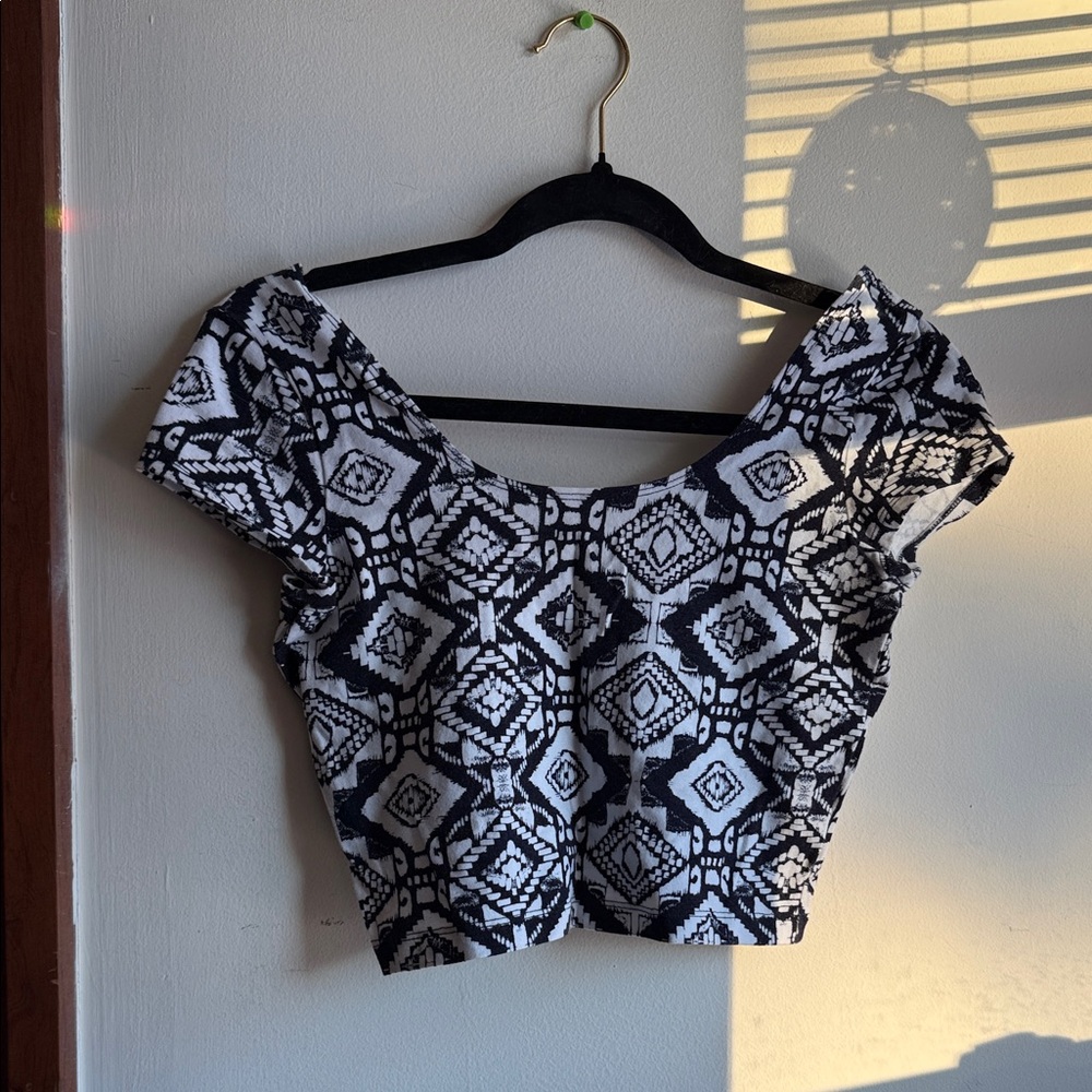 Charlotte Russe Patterned Crop Top